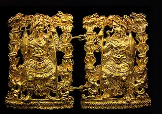 Paire d'agrafes à décor de guerriers