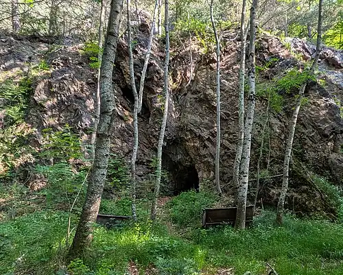 Ancienne entrée de la mine, El Menerots.