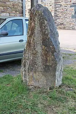 Menhir de la rue du menhir.