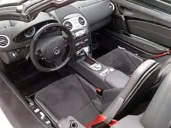 Habitacle de la Mercedes-Benz SLR McLaren 722 S.