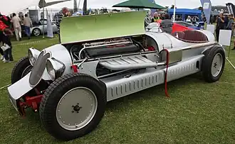 Meteor V12 spécial, à moteur V12 Rolls-Royce Merlin