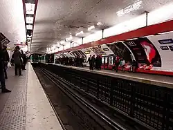 Quais de la ligne 4 en 2008.