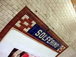 Cadre publicitaire marron de style Nord-Sud.