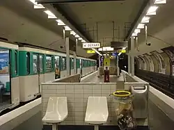 La station de la ligne 6.