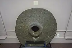 Meule à grains (Rhyolithe des Vosges)