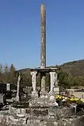 La croix de cimetière...