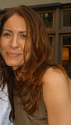 Michelle Clunie interprète Mme Finch