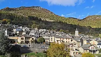 Au loin le Roc de la Soulane 1776 m