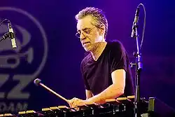 Description de l'image Mike Mainieri.jpg.