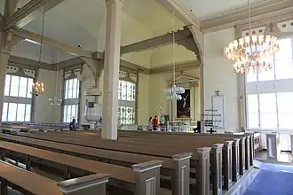 Autel de l'église rurale de Mikkeli.