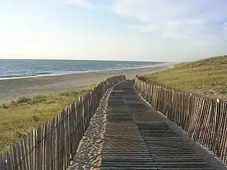 Plage de Lespecier, la plus sauvage de Mimizan, à 6&nbsp;km au sud de la station.