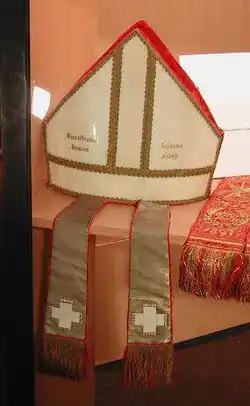 Mitre de l'évêque de la communion anglicane de Londres.