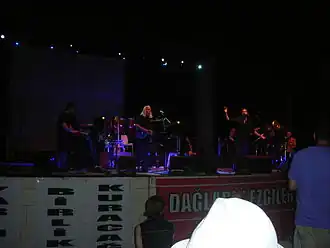 Description de cette image, également commentée ci-après