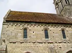 Façade sud de la nef.