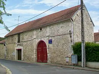 Grange ancienne, rue Jean-Moulin.