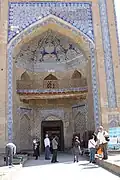 Portail principal de la médersa Mohammed Rahim Khan à Khiva.
