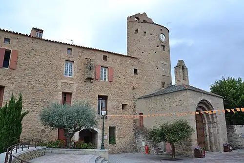 L'église Sainte-Marie, dans le village.