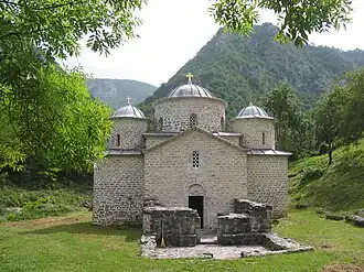 Le monastère de Davidovica (XIIIe&nbsp;siècle, Serbie).