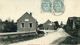Le village et l'église.