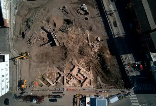 Vue des fouilles d'avril 2021 du site du Val des Écoliers.