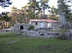 Cabane de la Bliauge, la plus haute du Var : 1&nbsp;228&nbsp;m.