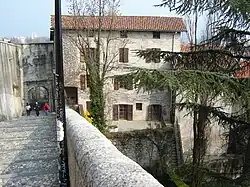 Arrière de la porte