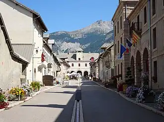Mont-Dauphin, une rue de la ville