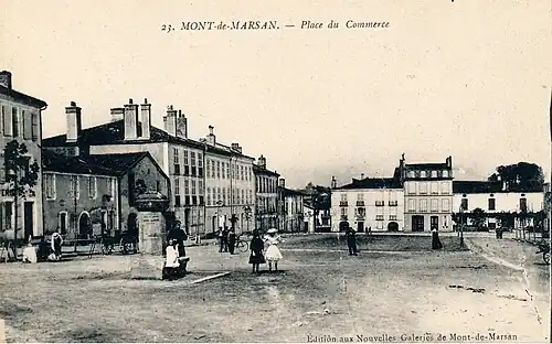Maison Marrast, au fond de la place du Commerce