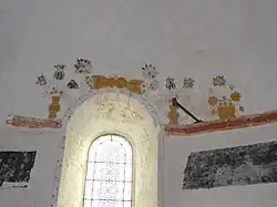 Peintures à l'intérieur de l'église.