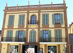 Immeuble typique de Montauban de la Place Maréchal-Foch.