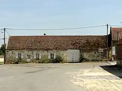 Ferme ancienne, Chaussée Brunehaut.