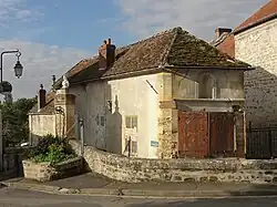 Rue du Raidillon et rue du Vieux Colombier.