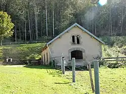 Grand lavoir.