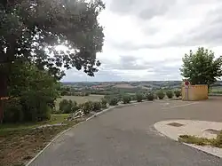 Parking de la mairie.