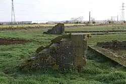 Vestiges du camp de concentration.