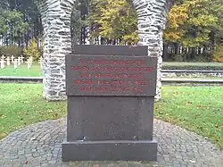 Monument Cimetière militaire de Maissin.