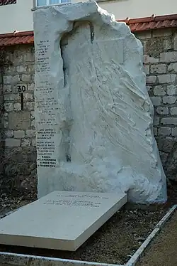 L’Élévation des âmes du purgatoire, sépulture David, Reims, cimetière du Nord.