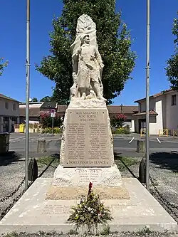 Monument aux morts.
