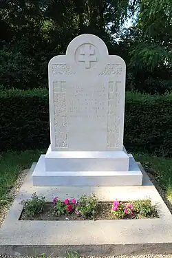 Monument en l'honneur des deux élèves.