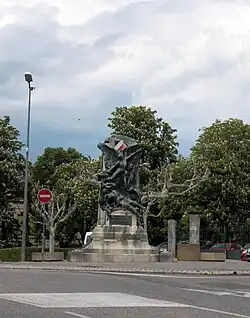 Monument aux Mobiles de l'Ardèche.