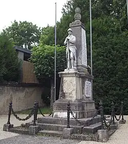 Monument aux morts.