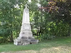 Monument aux morts des guerres de 1914-1918 et 1939-1945.