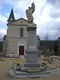 Le monument aux morts.
