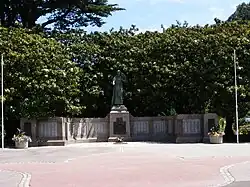 Monument à la mémoire des Cherbourgeois morts pour la France