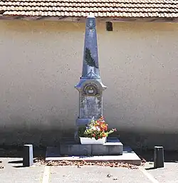 Monument aux morts.