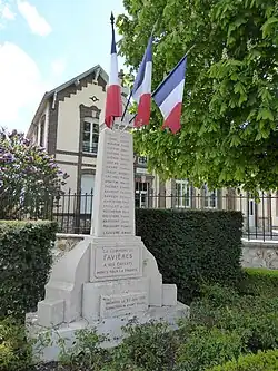 Monument aux morts.