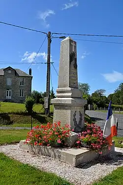 Le monument aux morts.