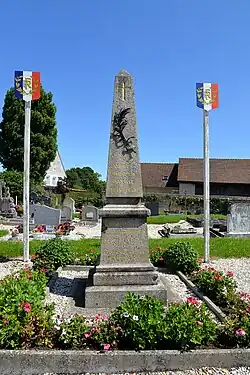 Le monument aux morts.