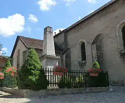 Monument aux morts de Torcieu.