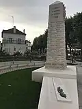 Le monument aux morts Place Foch